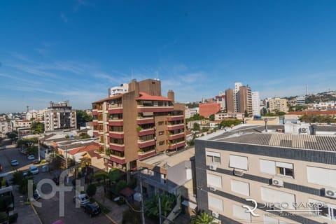 Image 40 - 235301